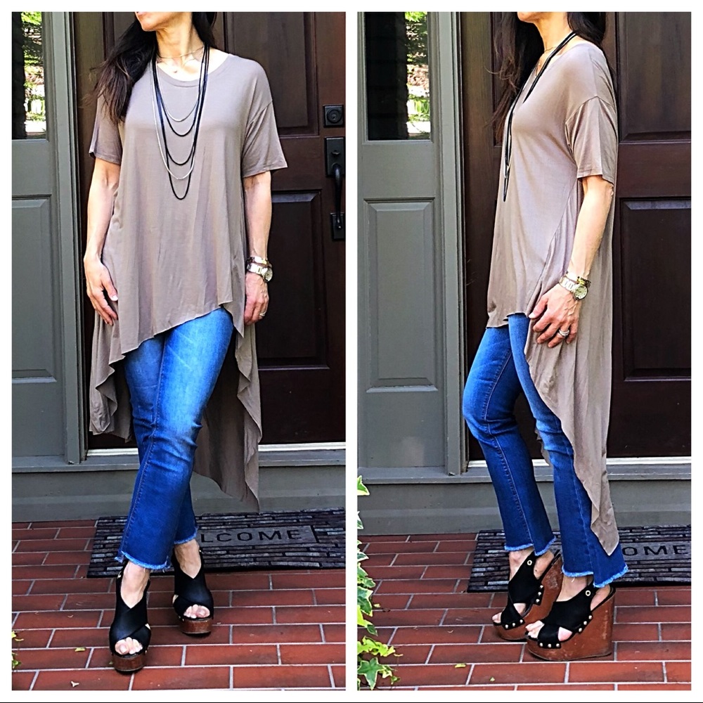 ✨LAST ONE ✨High low asymmetrical mocha top - Picture 5 of 8